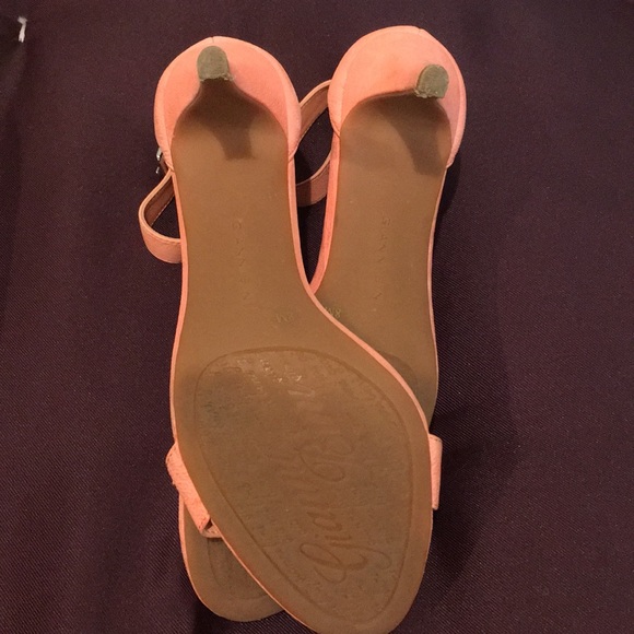Sold Gianni Bini size 8 pink/Coral sandal heel - Picture 4 of 4